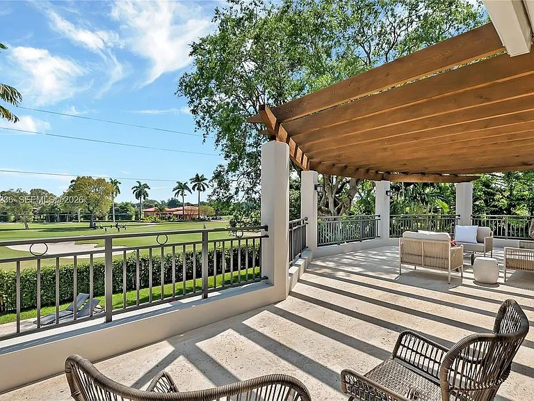 3425 Alhambra Cir — Photo 53