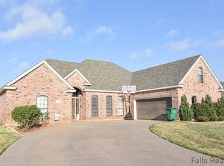 1106 Heritage Rd, Burkburnett, TX 76354