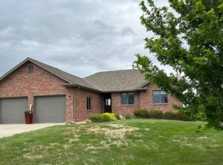 700 W Denton Rd, Lincoln, NE 68523