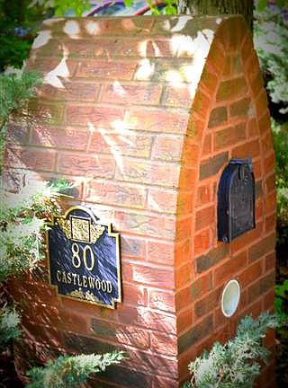 3rd image of 80 Castlewood Ln