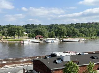 240 Spring St #215, Saint Paul, MN 55101