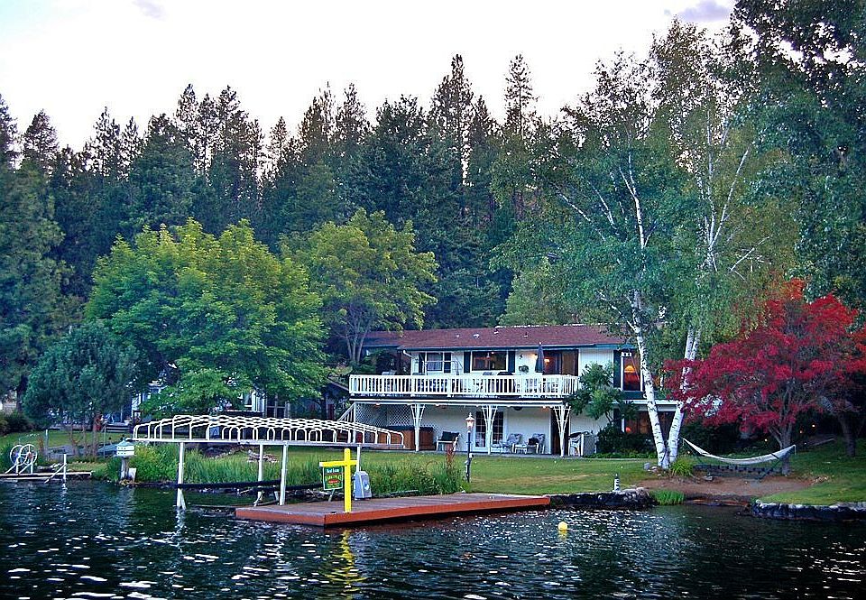 Lakeside Exterior
