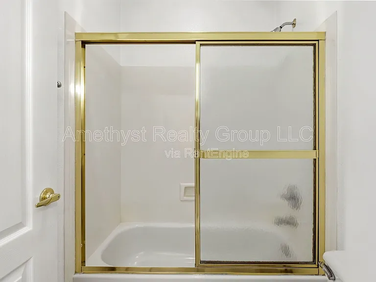 7017 W Greenbriar Dr — Photo 28