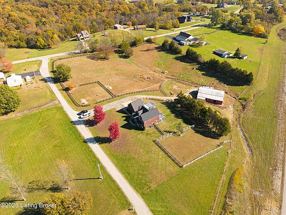 5th image of 75 Sunset Farm Rd