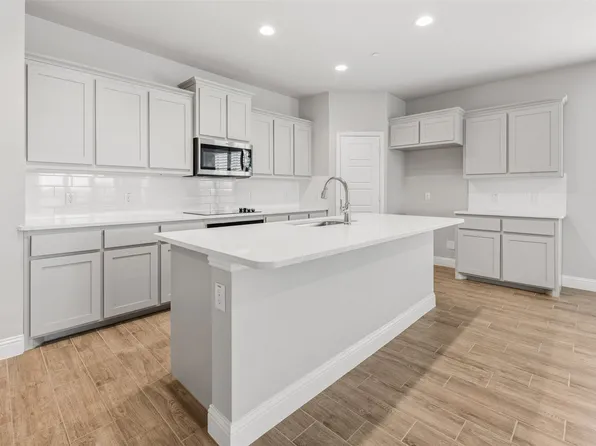 6020 Bursey Rd, Watauga, TX 76148