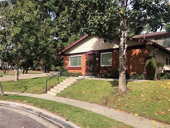 2nd image of 1195 W Calle De Las Estrellas APT 1