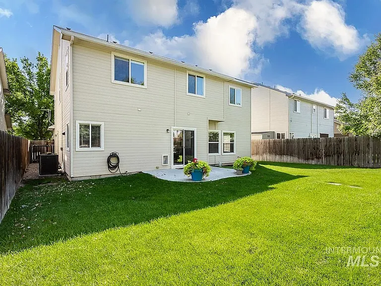 5729 S Moreya Ave — Photo 34