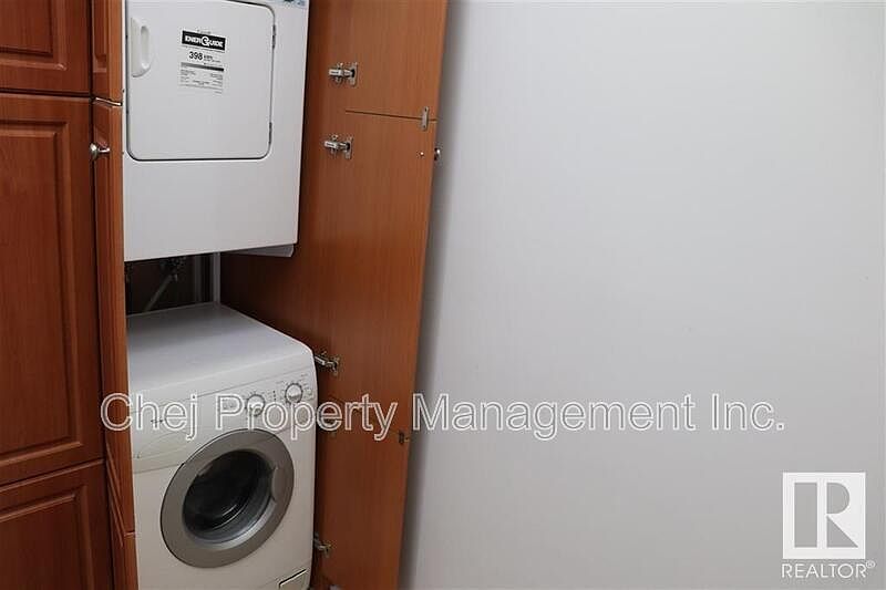 Edmonton Apartment for rent - 2 Bedrooms — photo 7