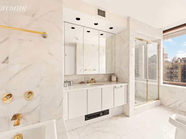 45 East 80th Street image 8 of 12