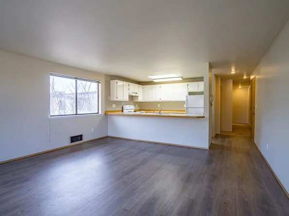 The Gracey Apartments, 201 NW 39th St #301, Seattle, WA 98107
