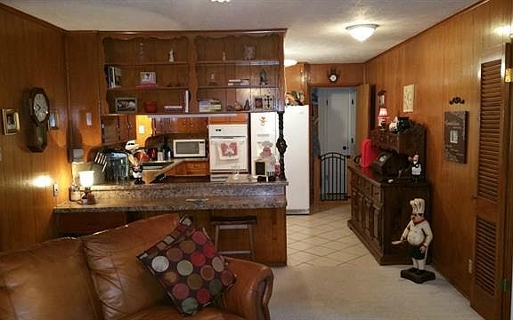 5th image of 5804 Starlight Dr
