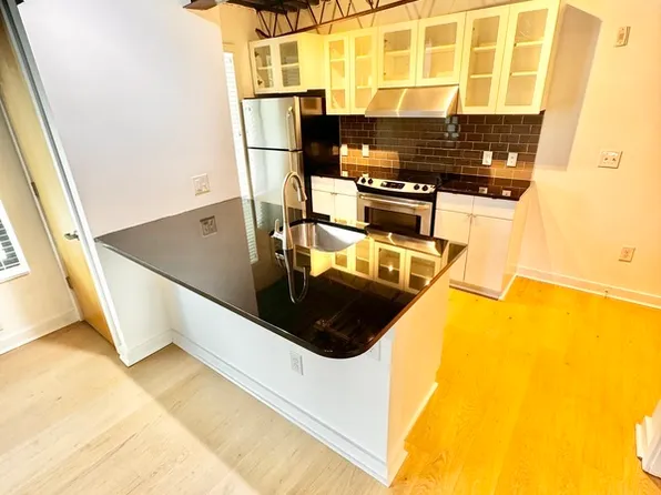 418 N 25th St APT 310, Richmond, VA 23223