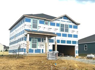 3688 Heritage Farm Ln, Amelia, OH 45102