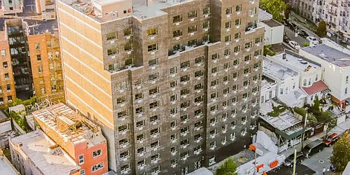  2065-2067 Ryer Avenue at 2065 Ryer Avenue in Tremont