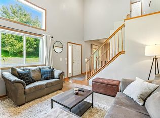 3768 Abercrombie Ln, Stillwater, MN 55082