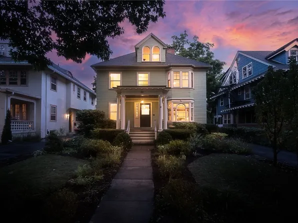 24 Calumet St, Rochester, NY 14610