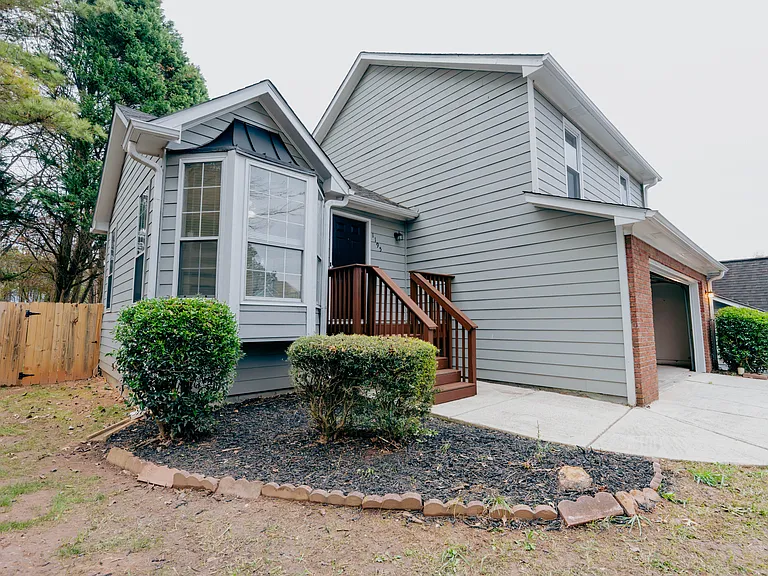 1195 Kibbe Cir — Photo 2
