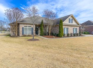 3000 Cobble Farms Dr SE, Owens Cross Roads, AL 35763