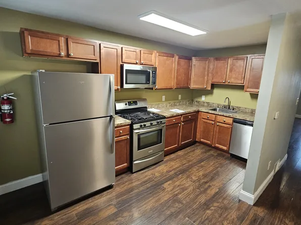 412 E Basin St, Norristown, PA 19401