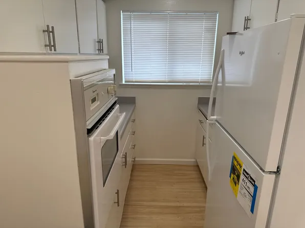 317 Warwick- 270- 1196/2701, 317 Warwick Ave #302, Oakland, CA 94610