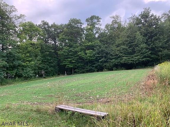 5th image of 3300 Johnstown Rd