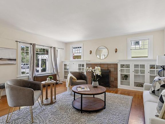 5th image of 246 Palo Alto Ave