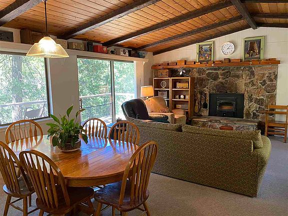 4th image of 16220 Klamath View Dr