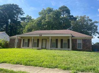 5900 Foxdale Rd, Memphis, TN 38115