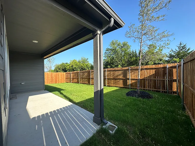 3230 Catamount Dr — Photo 10