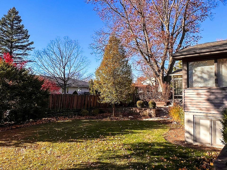 2nd image of 205 Riss Dr