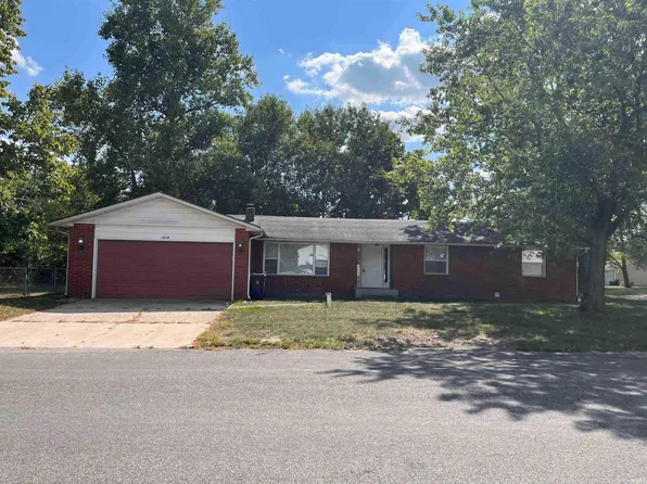 1515 Tippecanoe Dr, Warsaw, IN 46580