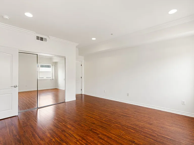 3328 Oakhurst Ave — Photo 28
