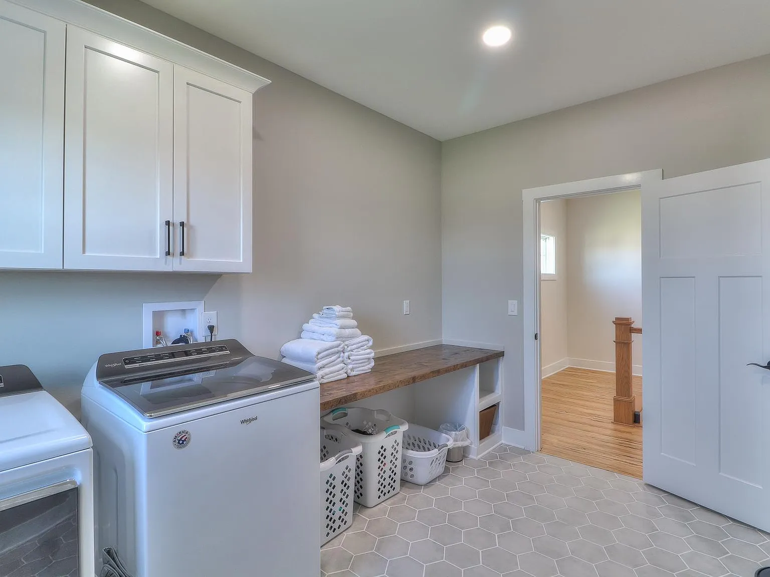 3 bed, 2798 sqft, $3,000 — Photo 3