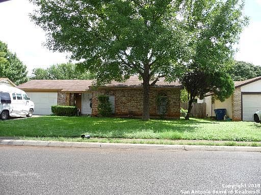 2nd image of 5826 Cliff Walk Dr