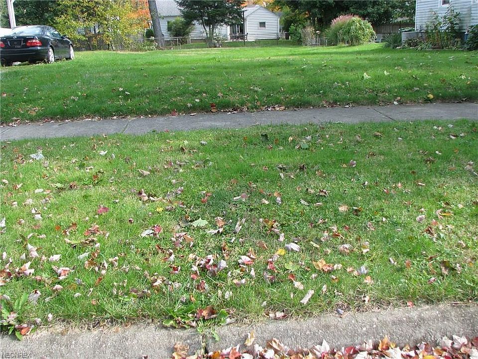 2nd image of Valdes Ave