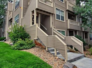 5702 W Asbury Pl APT 301, Lakewood, CO 80227