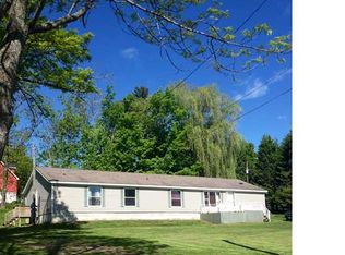 14491 W Bay Rd, Sterling, NY 13156