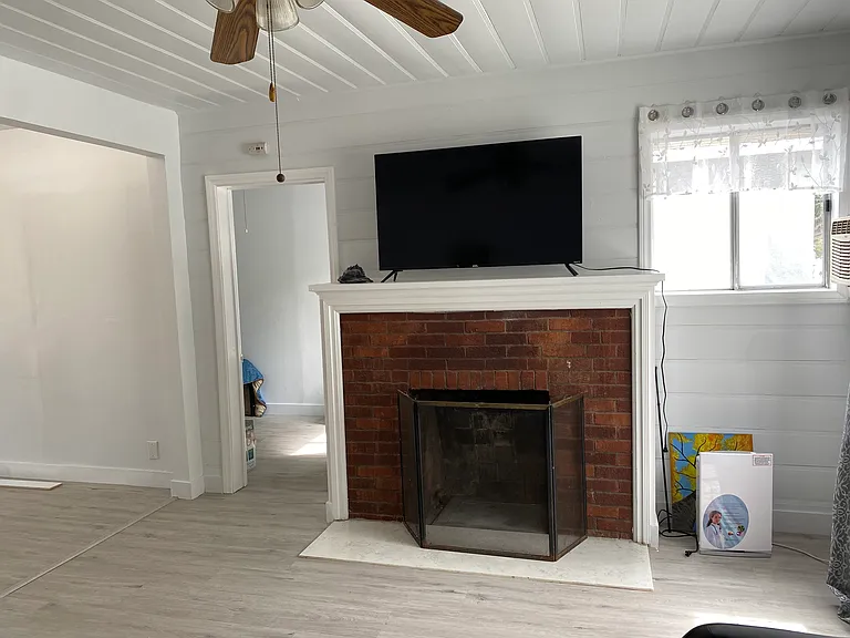 4208 Tuller Ave — Photo 7