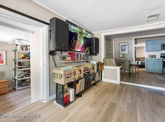 5th image of 107 Spring Street