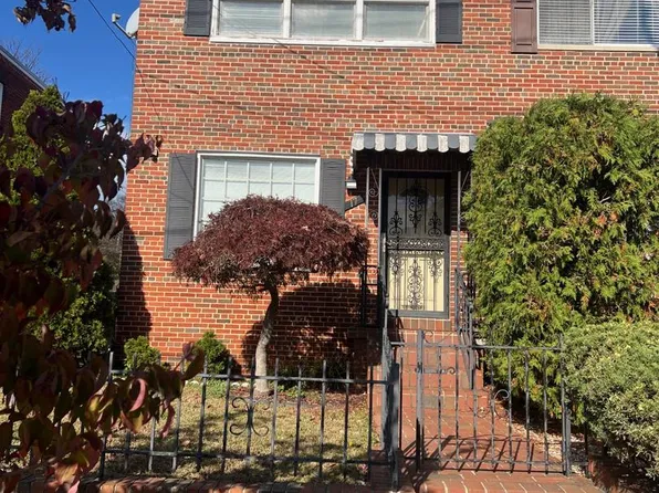 17 Sheridan St NW, Washington, DC 20011