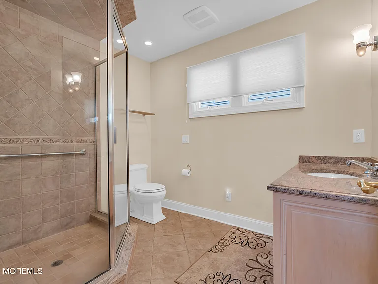 18 Meadow Ave — Photo 20