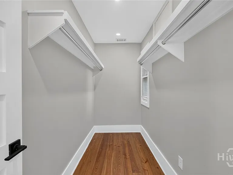 221 W Duffy St #A — Photo 30