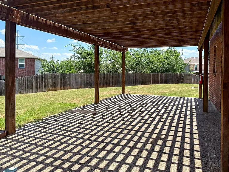 5049 Mosaic Dr — Photo 28