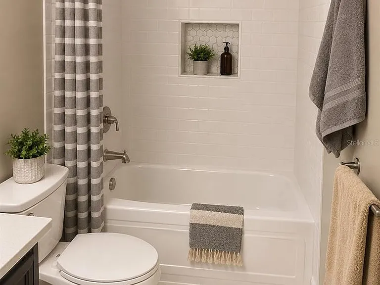 605 Northlake Blvd #9 — Photo 8