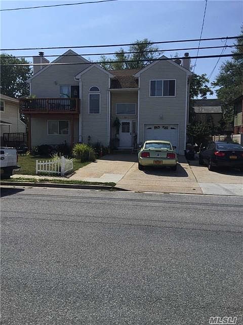 1st image of 82 California Pl S