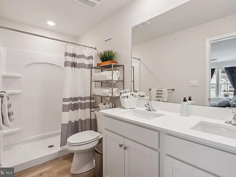 1138 Martin Rd — Photo 13