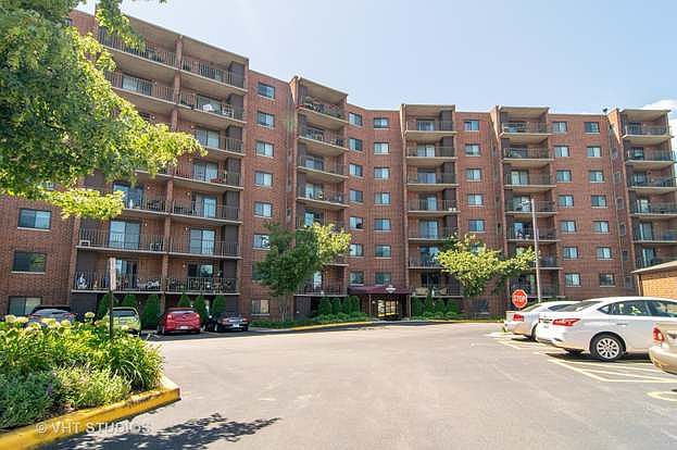 1st image of 1 Bloomingdale Pl APT 805