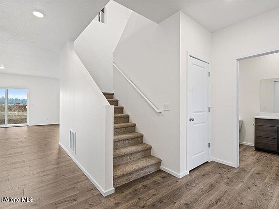 5th image of 5362 E Dorado Ave