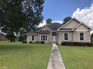 121 Blue Ridge Dr, Statesboro, GA 30458