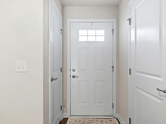 4th image of 6620 Pathfinder Way #6620